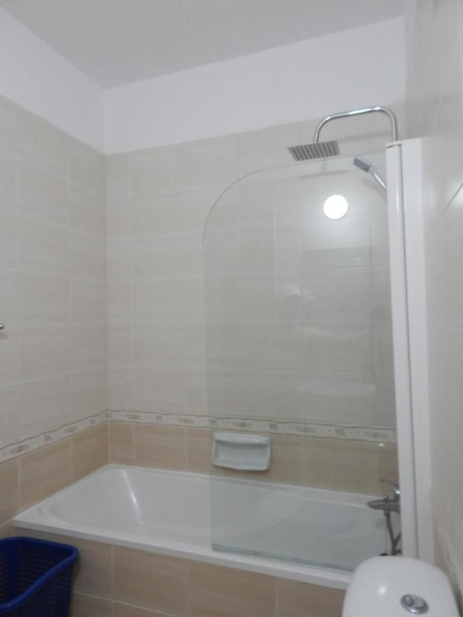 Barlee'S Apartment Paralimni Exterior foto
